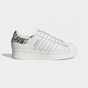 adidas Superstar Bold Schuh White Tint / Off White / Core Black (FV3458)