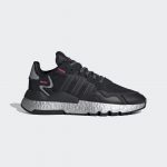 adidas Nite Jogger Schuh Core Black / Shock Red / Silver Metallic (FV4137)