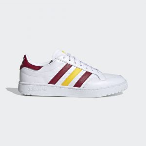 adidas Team Court Schuh Cloud White / Collegiate Burgundy / Wonder Glow (FW5066)