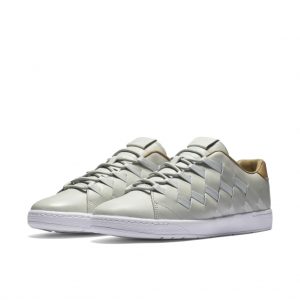 Nike Tennis Classic Ultra Premium QS Light Silver