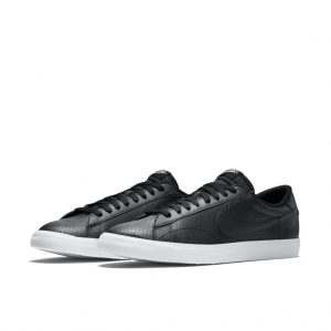 Nike Tennis Classic AC Black/Black-White