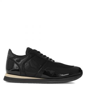 Giuseppe Zanotti Jimi running (IU00030006)