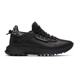 Givenchy Black Spectre Runner Low Sneakers (BH003AH0TW)