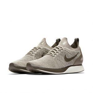 Nike Mariah Flyknit Racer String Dark Mushroom