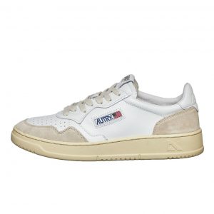 Autry Medalist Low White / White (AULMLS33)