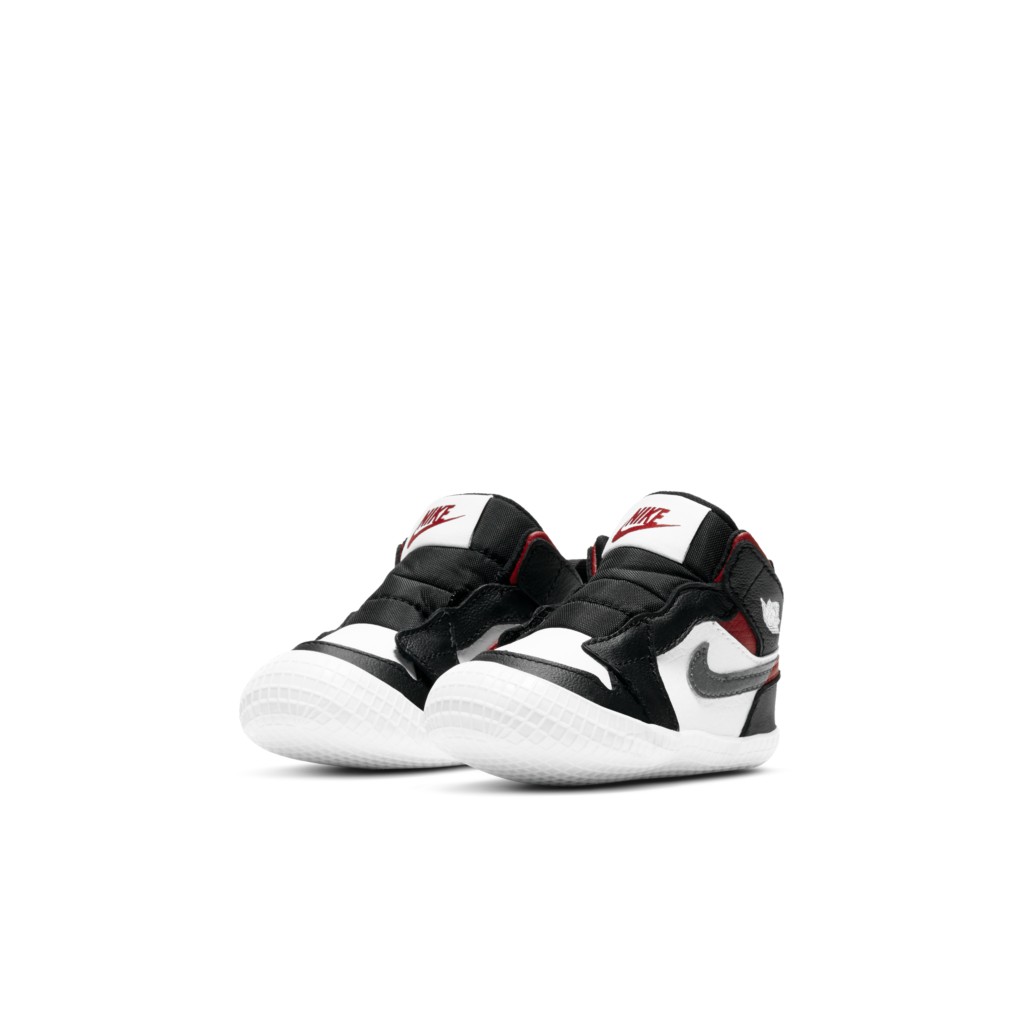 nike-sneaker AT3745-061