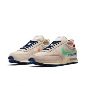 Nike Daybreak Type Label Maker Oatmeal