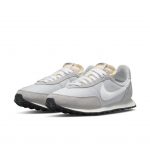 Nike Waffle Trainer 2 SE Photon Dust (W)