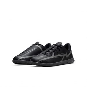 Nike Jr. Phantom GT2 Club IC Fußballschuh für Hallen- und Hartplätze für jüngere/ältere Schwarz (DC0825-004)