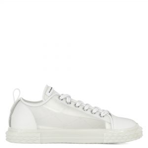 Giuseppe Zanotti Sneakers en vinyle blanc transparent avec bout en cuir blanc. complétées par une étiquette signature en caoutchouc et une semelle blabber à effet relief. (RM10053001)
