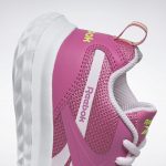 reebok-sneaker FY4040
