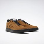 reebok-sneaker Q47374