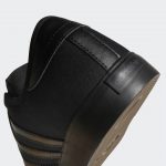 adidas-seeley AQ8531