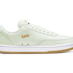 Nike Sportswear NikeCourt Vintage Premium Damen Sneaker  weiß (CW1067-104)