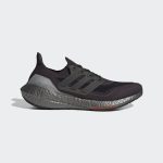 adidas Ultraboost 21 Laufschuh Carbon / Carbon / Solar Red (FY3952)