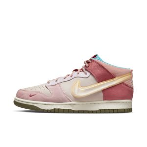 Nike  x Social Status Free Lunch Dunk Mid Strawberry Milk (DJ1173-600)