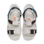 nike-canyon CV5515-004