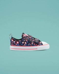 Converse Ditsy Floral Easy-On Chuck Taylor All Star Low Top Black/Bold Pink (770217C)