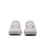 nike-zoom CT2228-102