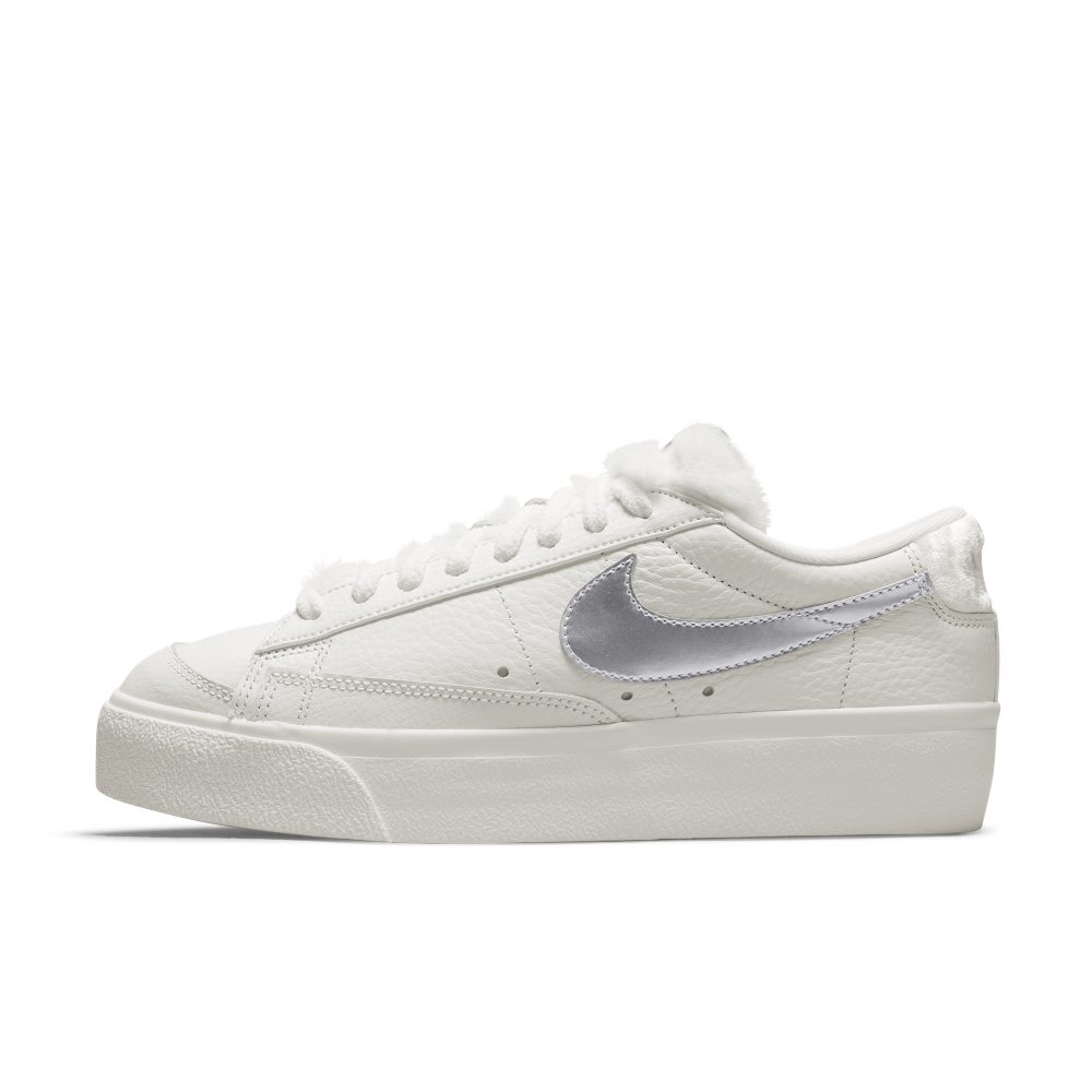 Nike Blazer Low Platform Grau (DO8993-100)