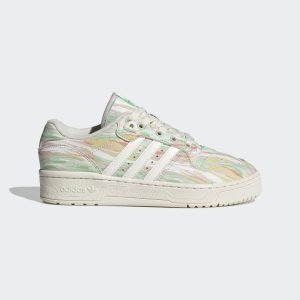 adidas Rivalry Low Schuh Chalk White / Chalk White / Frozen Green (GW0167)