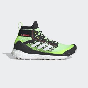 adidas TERREX Free Hiker Wanderschuh Signal Green / Crystal White / Signal Pink (FV6790)
