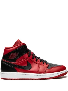 Air Jordan 1 Mid Reverse Bred (554724-660)