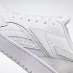 reebok-sneaker EG5824