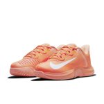 nikecourt DC9164-800