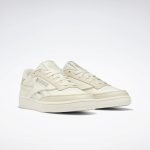 reebok-revenge GW3821