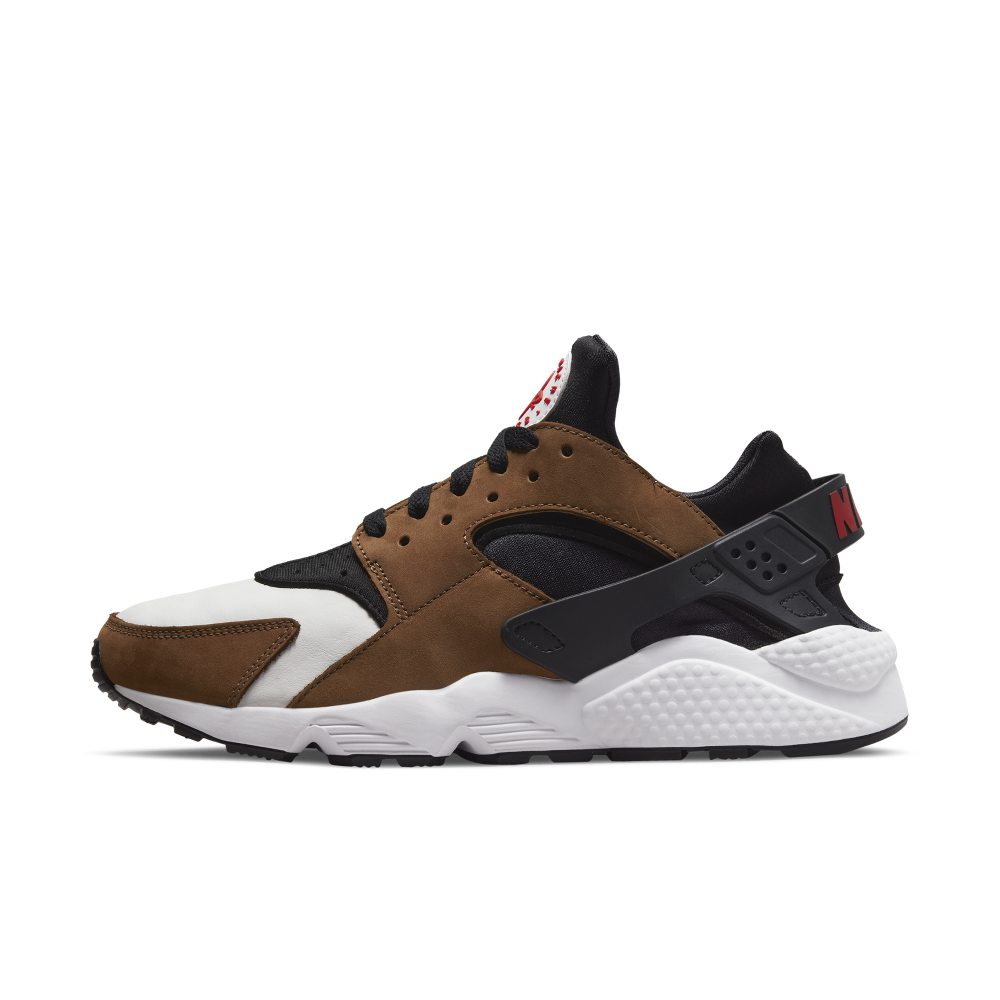 Nike Air Huarache LE Black / Bison / White / University Red (DH8143-001)