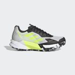adidas TERREX Agravic Ultra Trailrunning-Schuh Core Black / Solar Yellow / Crystal White (FY7660)