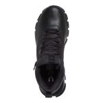 on-sneaker 2899674