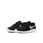 nike-tanjun 818381-011