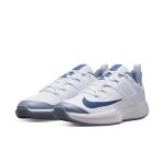 nikecourt DC3432-111
