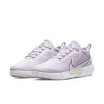 nikecourt DH2604-555