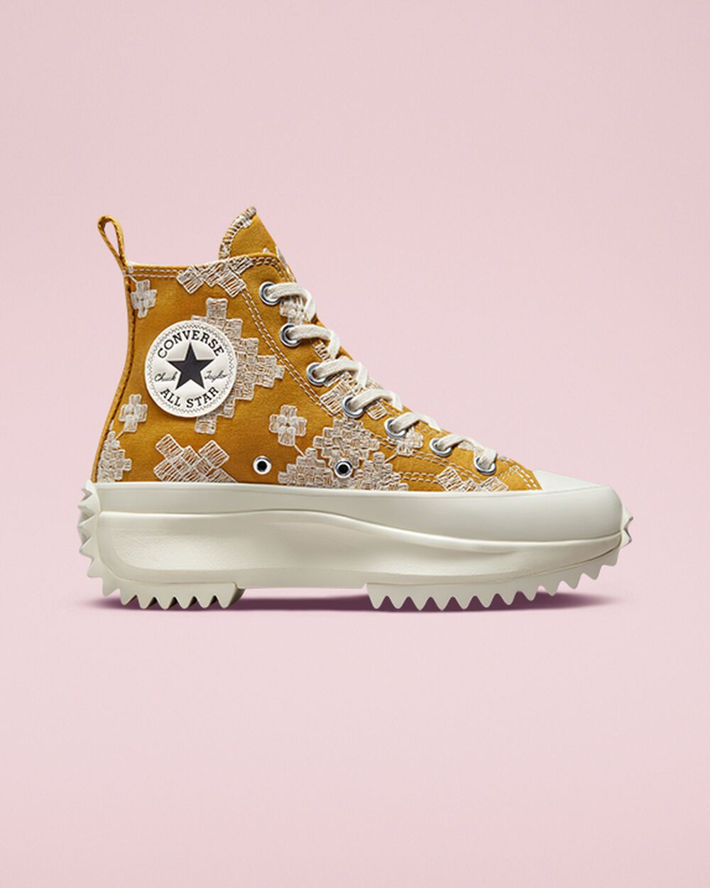 Converse Run Star Hike Platform mit farblich abgestimmter Stickerei Goldtone/Egret/Egret (A02231C)