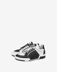 Moschino Asymmetrische Sneakers Streetball (POLMB15614G1GG4600A)