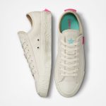 converse-sneaker A02835C