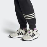 adidas-retropy HQ6886