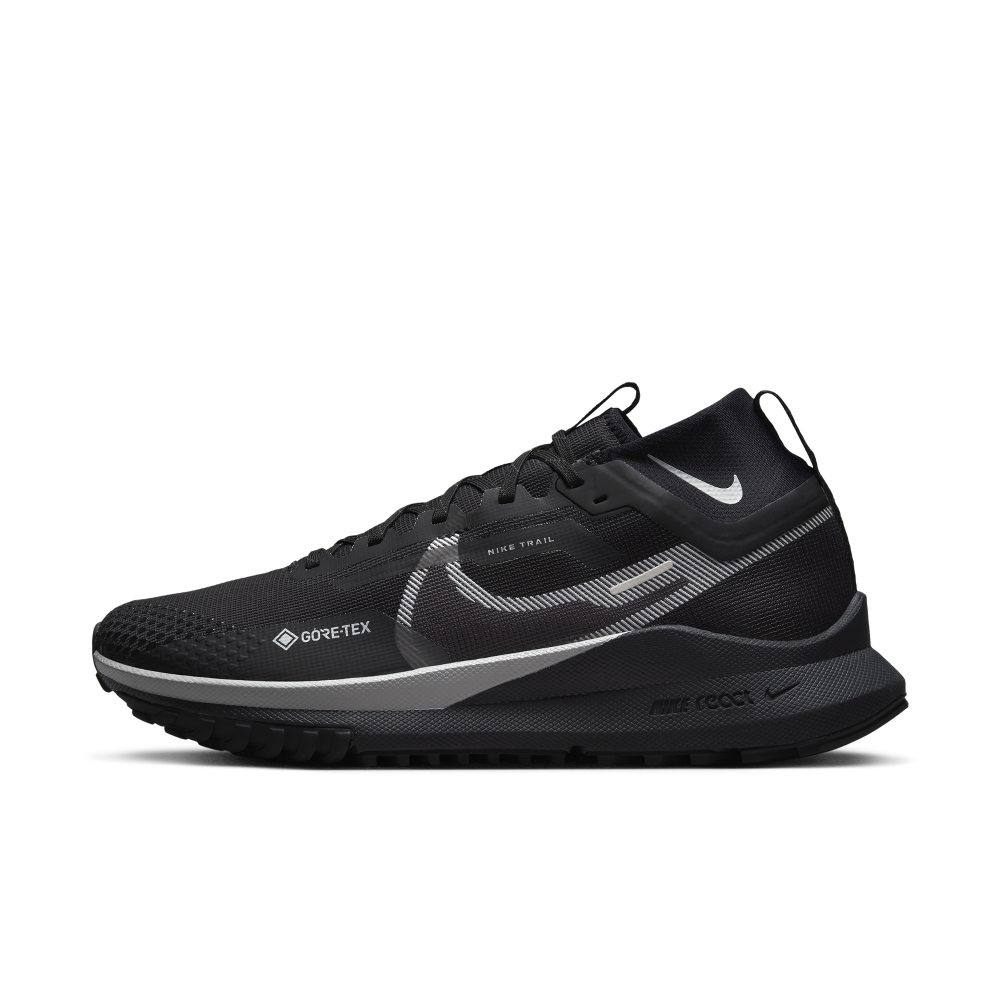 Nike React Pegasus Trail 4 GORE-TEX wasserfester Trail-Laufschuh für Schwarz (DJ7926-001)