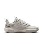 nikecourt DC3431-102