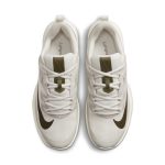 nikecourt DC3431-102