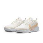 nikecourt DH0990-104