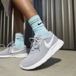 nike-tanjun DJ6257-003