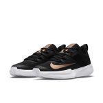 nikecourt DH2945-024