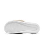 nike-victori-one CN9677-900