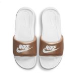 nike-victori-one CN9677-900