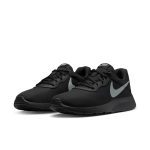 nike-tanjun DR4495-001