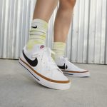 nikecourt DH3161-100